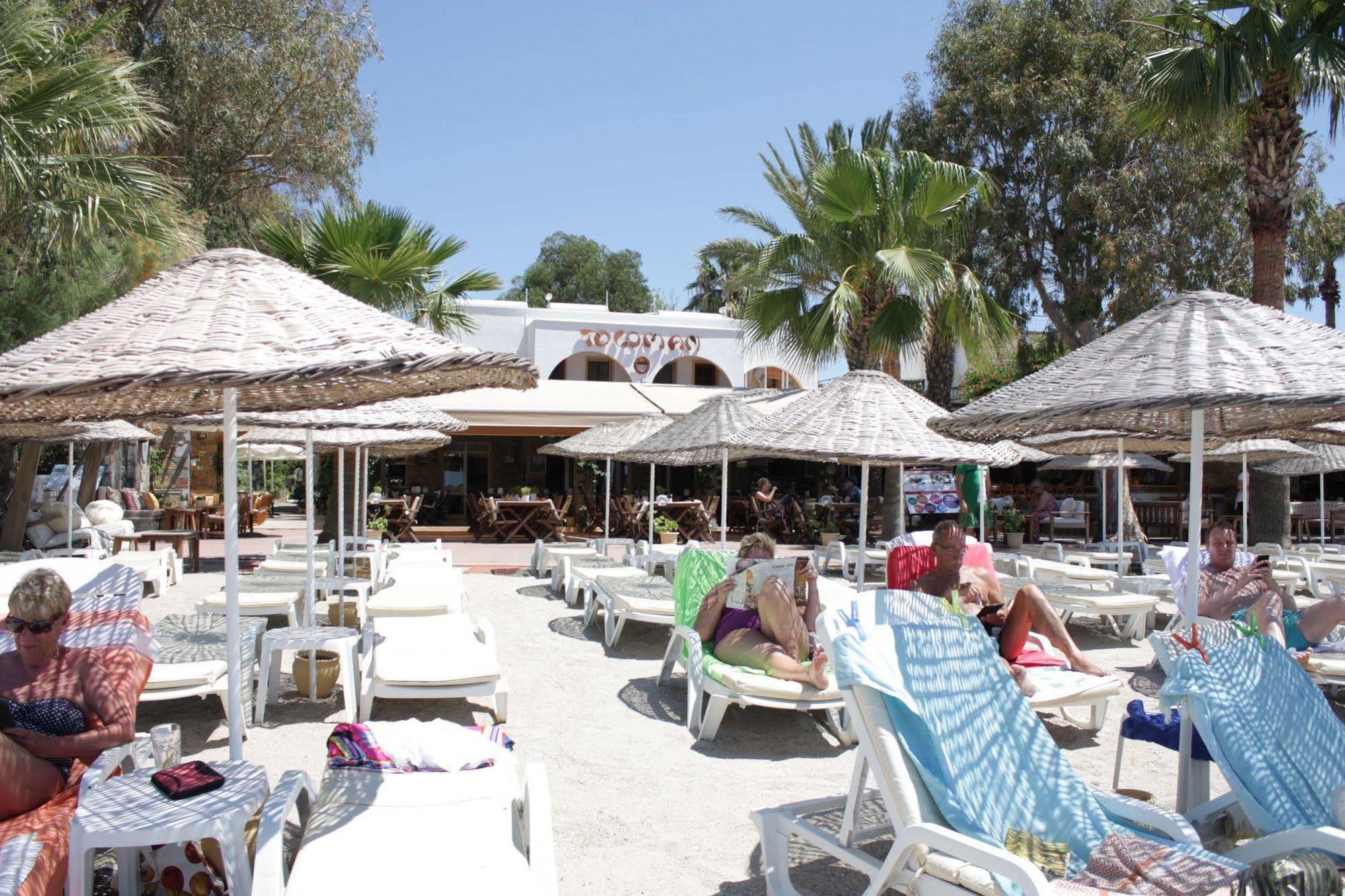 Toloman Hotel Bitez Beach Exterior photo